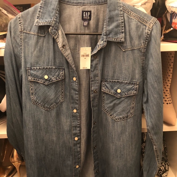 Gap blouse - Picture 2 of 2